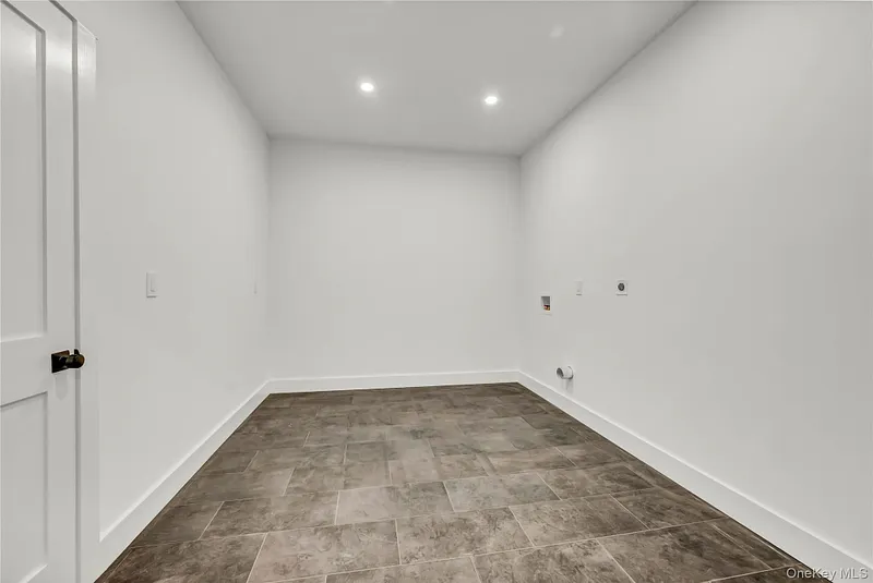 71 Abu Mousa Drive Photo 28