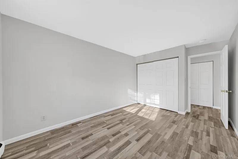 4 Colonial Road  #96 Photo 12