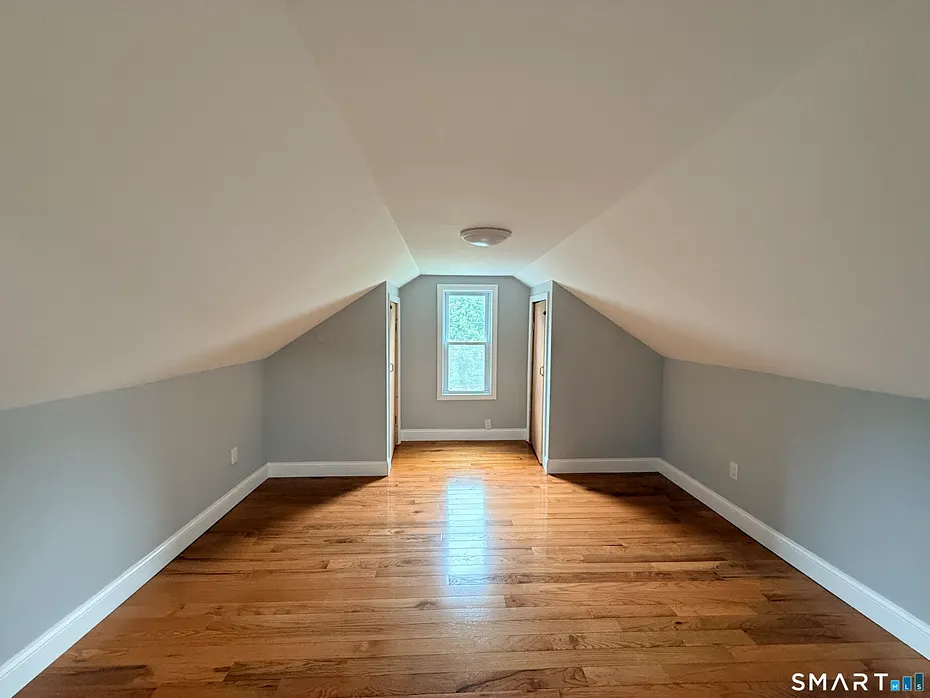 62 Mowry Avenue Photo 28