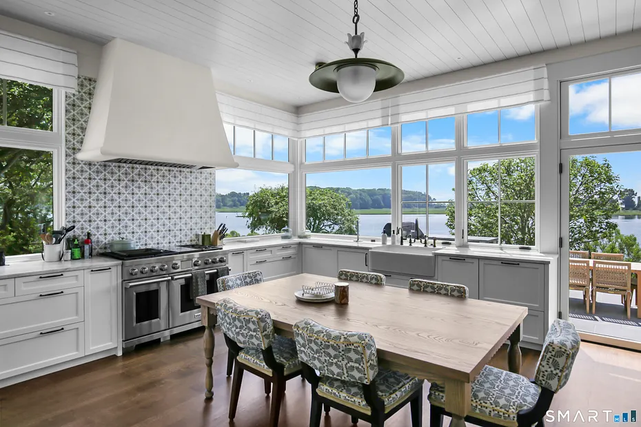 30 Edgewater Hillside Photo 5