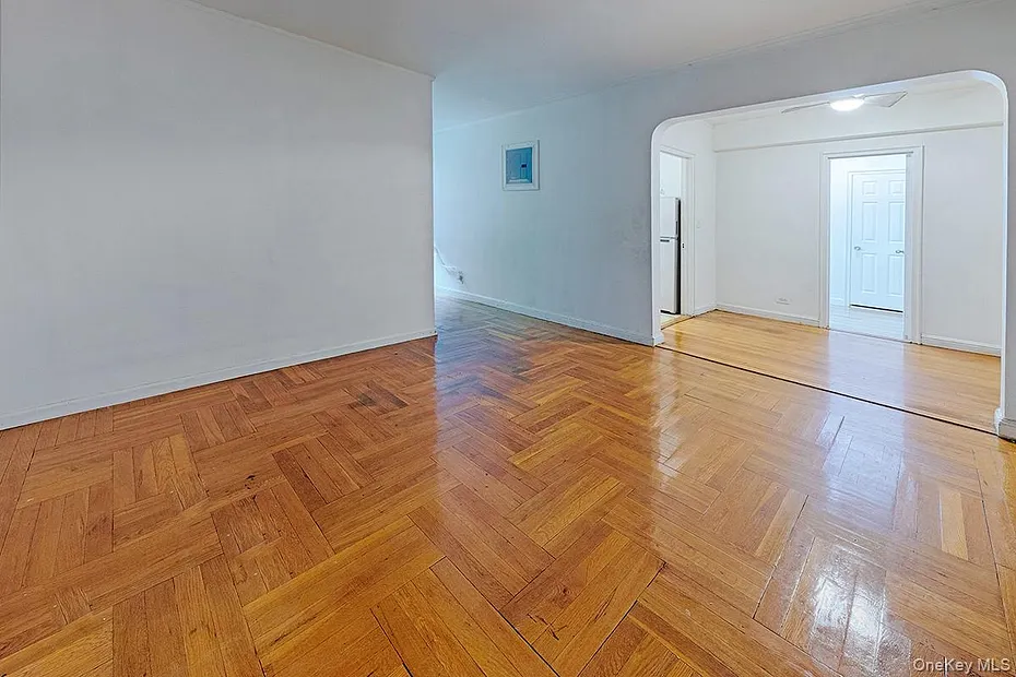 3017 Riverdale Avenue  #2H Photo 3