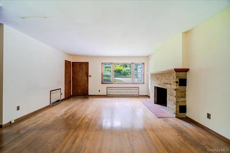 15 Nightingale Road Photo 7
