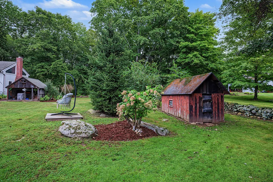 150 Race Hill Road Photo 7