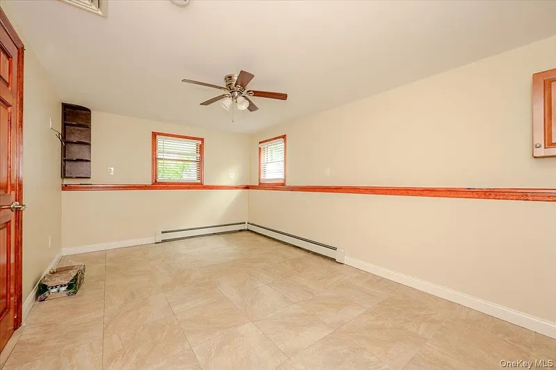 2664 Grayson Drive Photo 6