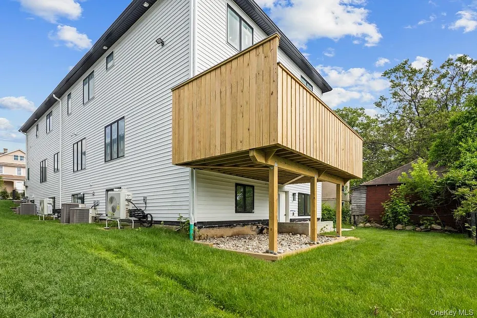 35 Prospect Street  #111 Photo 6
