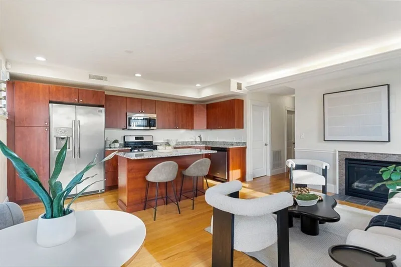 45 Gates St  #3 Photo 5