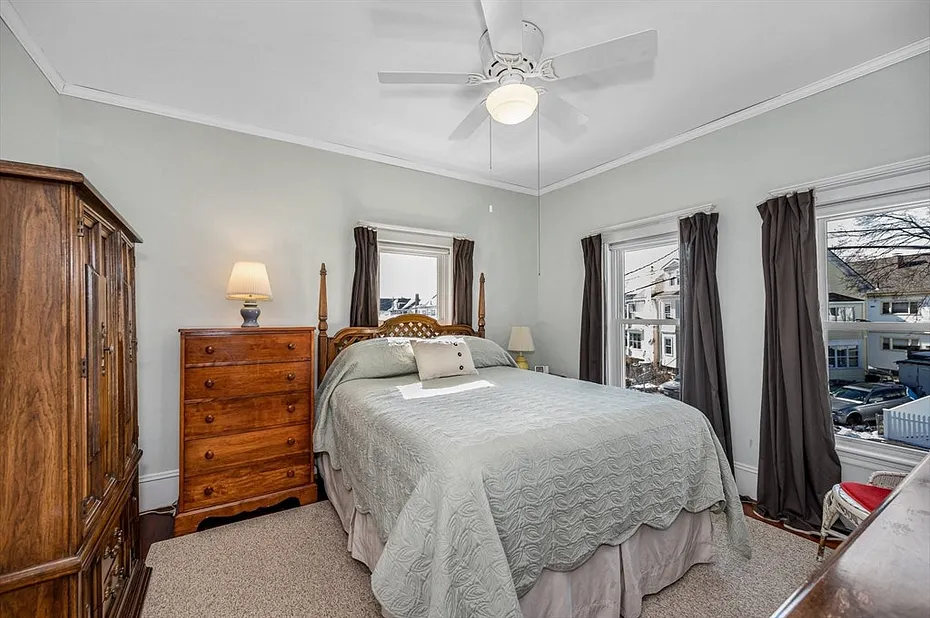 25 Wicklow Ave Photo 19