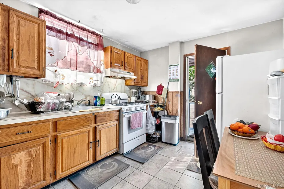 36 S 8th Avenue Photo 33