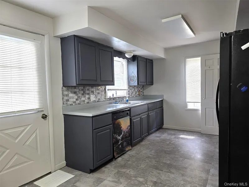 195 Commonwealth Avenue Photo 3