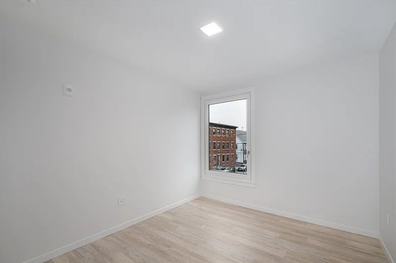 205 Beacon Street  #203 Photo 12