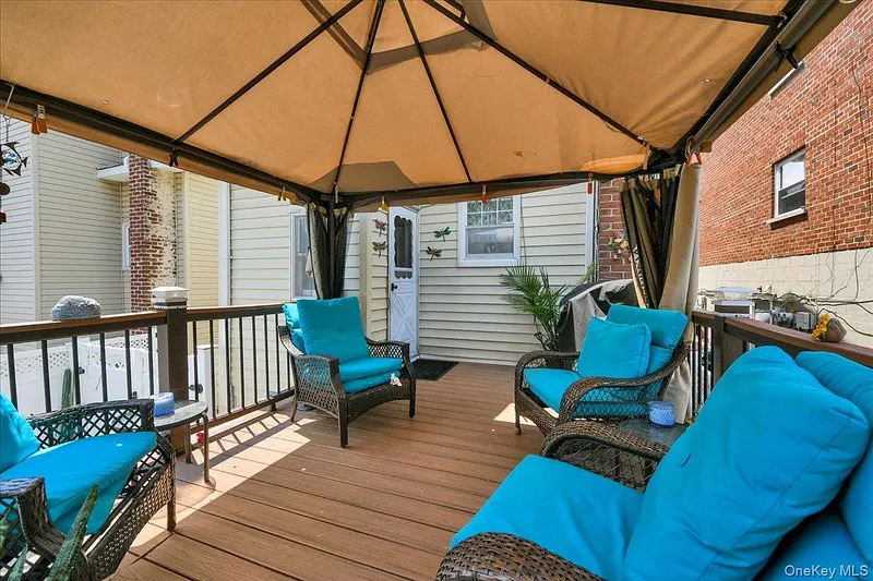 322 Logan Avenue Photo 14
