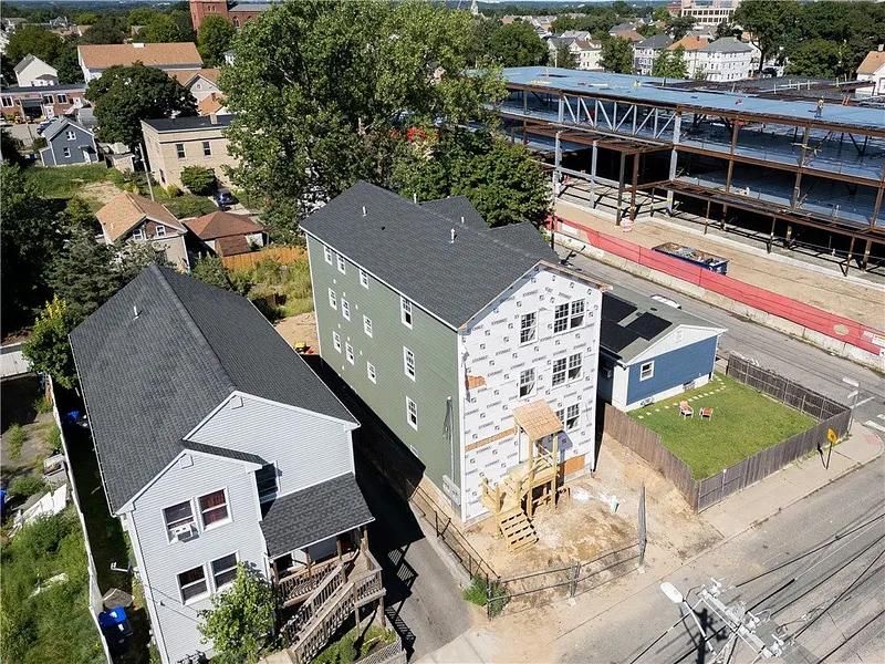 141 Ocean Street Photo 2