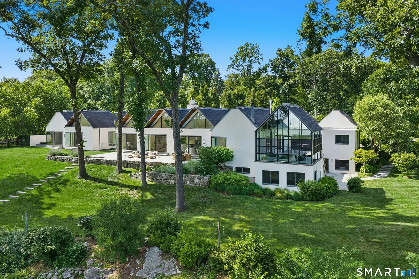 10 Dragonwood Lane Photo 2