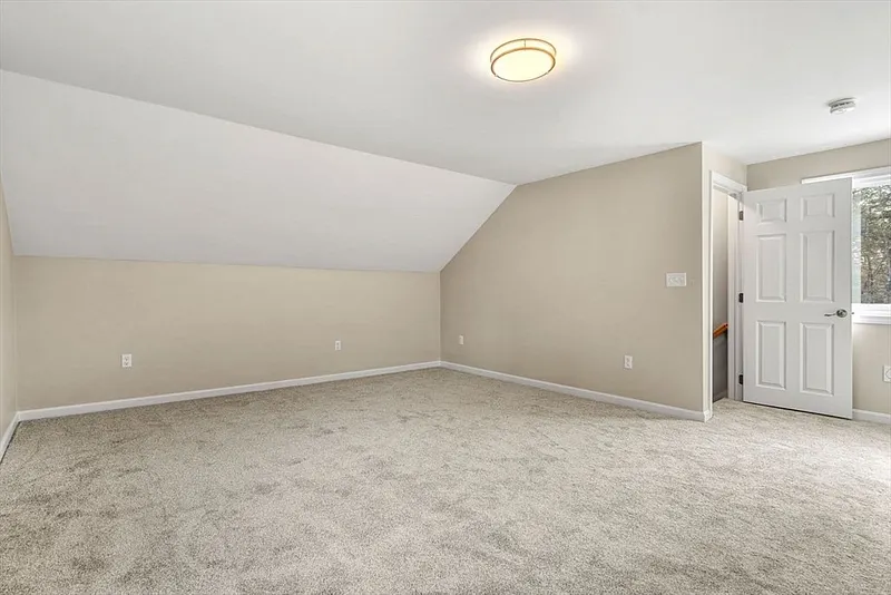 153 Coffin Rd  #10 Photo 30