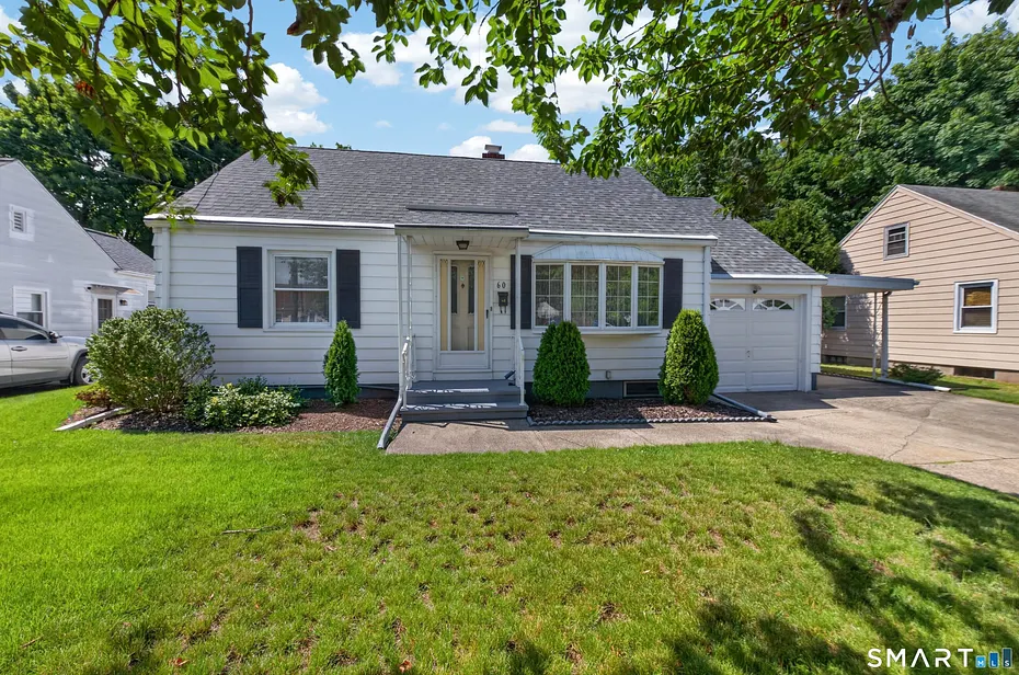 60 Gilbert Avenue Photo 1
