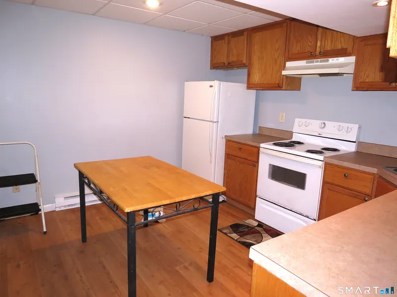 40 Charles Street Photo 22