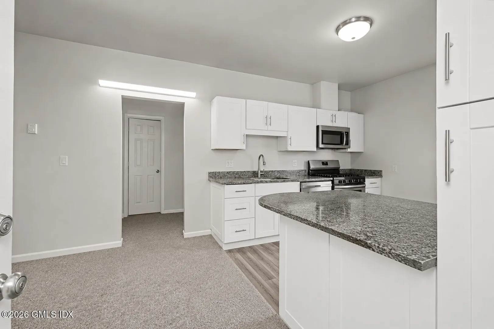 177 Davis Avenue 2 Photo 7