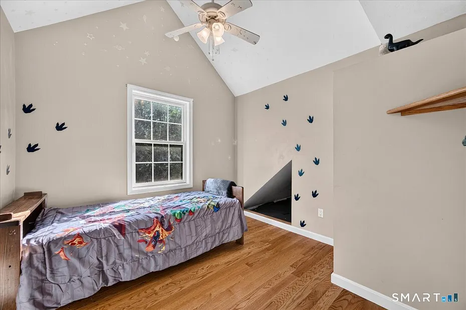 21 Thompson Road Photo 23