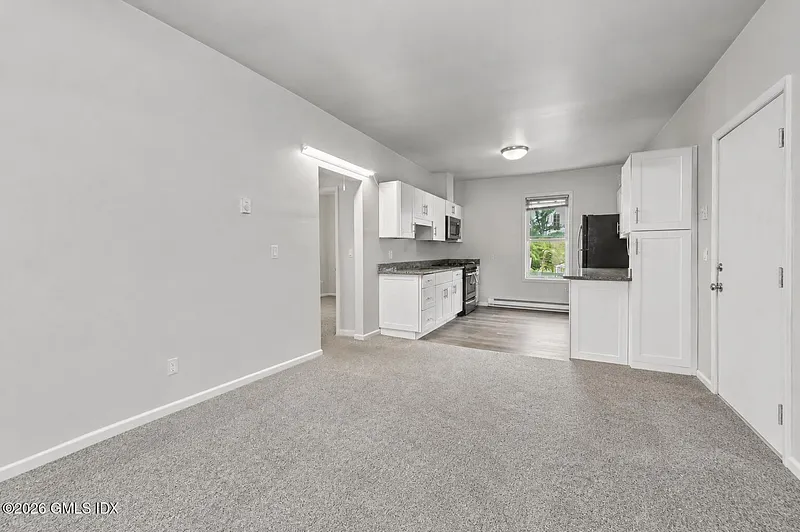 177 Davis Avenue 2 Photo 3