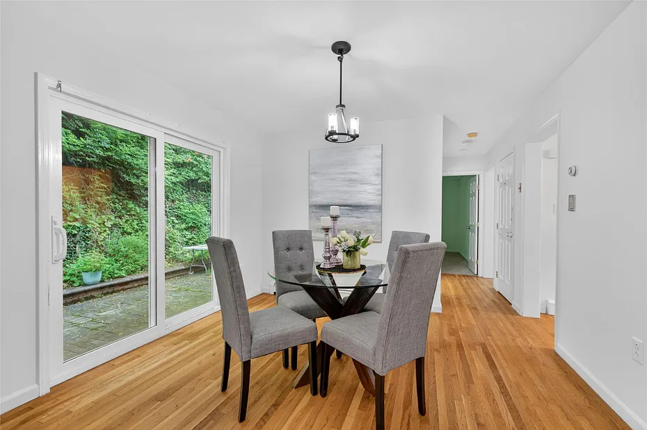 18 Jenkins Court Photo 7