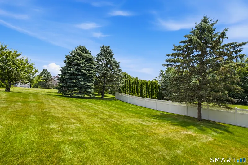 136 Talcott Ridge Road Photo 36
