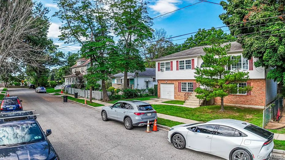 1056 Arthur Street Photo 36