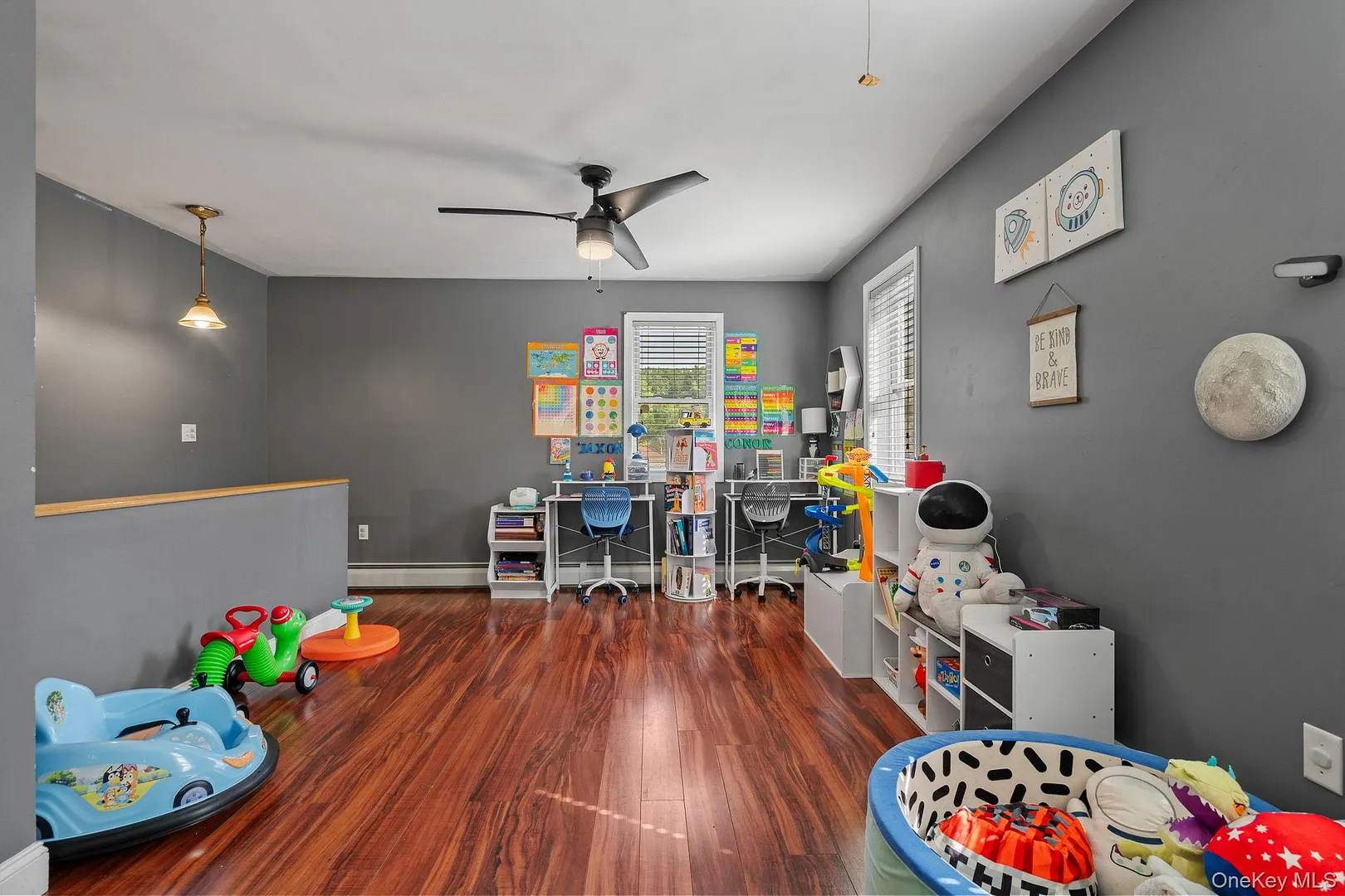 54 Boulevard Photo 13
