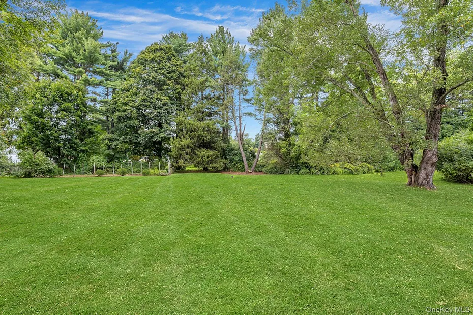 5 Spruce Pond Lane Photo 30