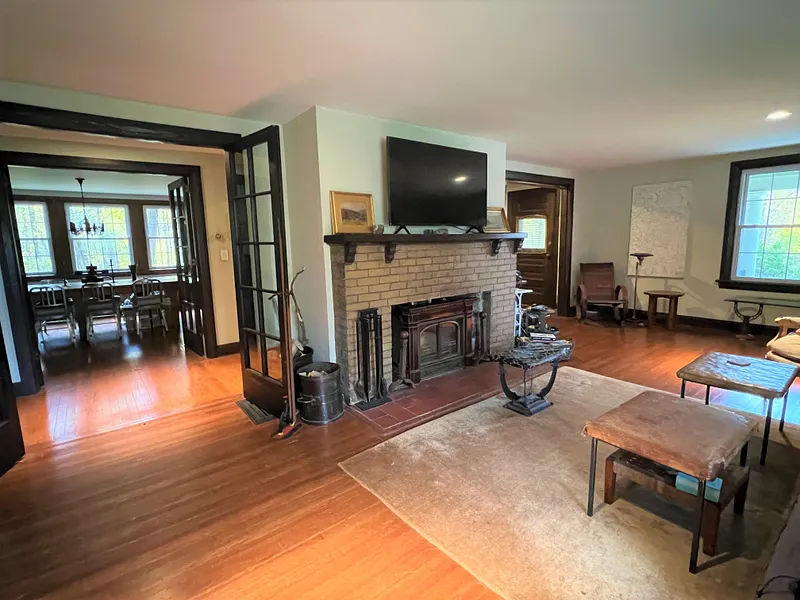 77 Deer Hill Road Photo 6