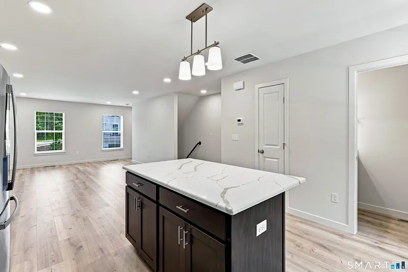 203 Amston Road Photo 8
