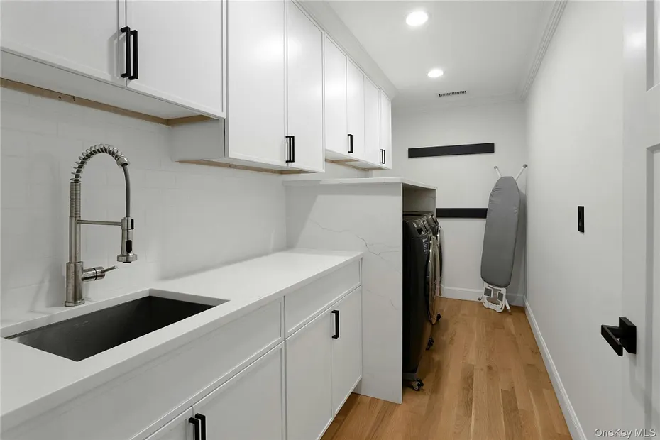 20 Sophia Lane Photo 28