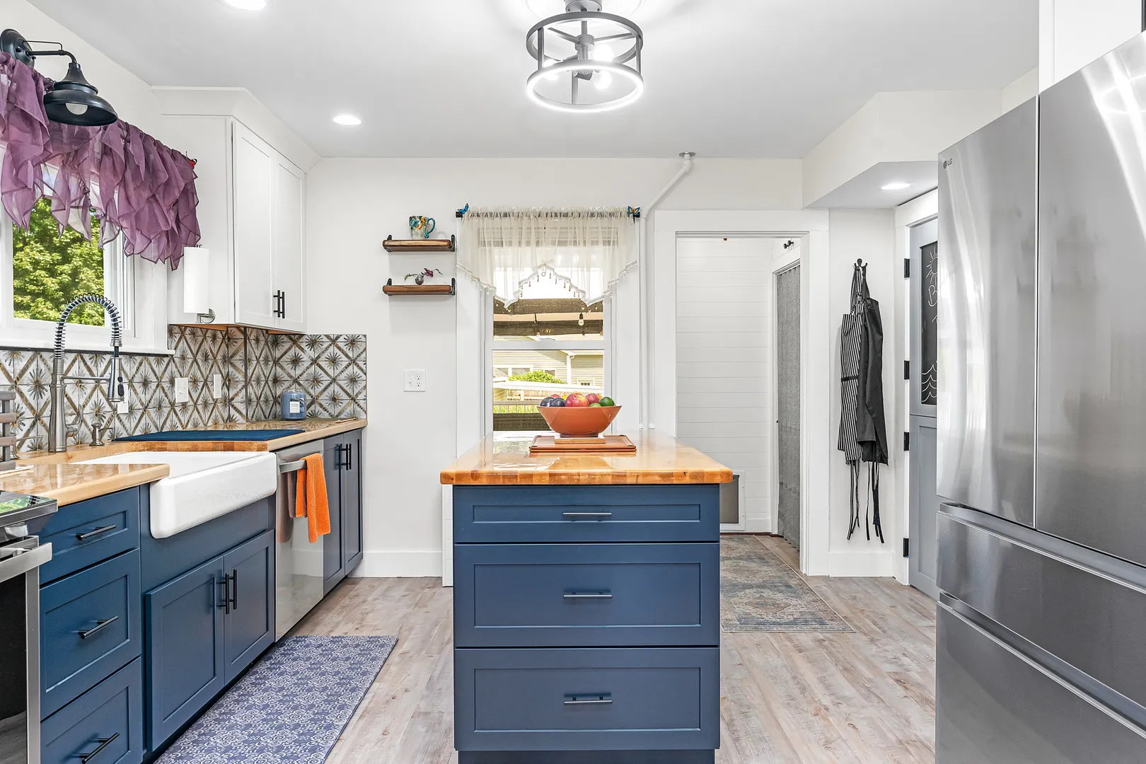 124 Beach Street Photo 13