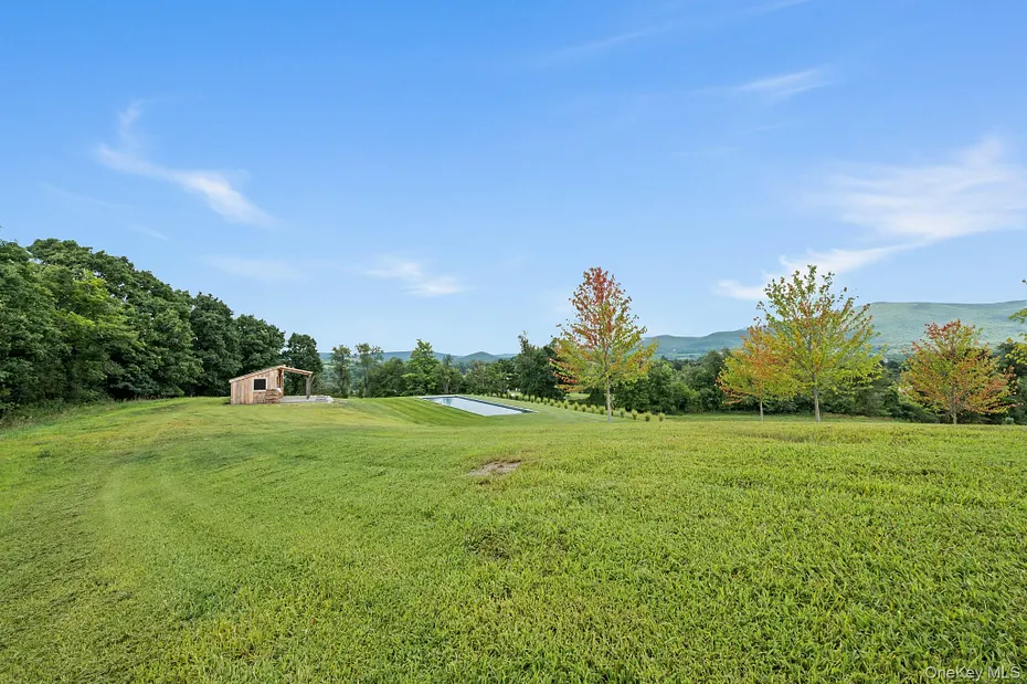 1105 East Ancram Road Photo 15