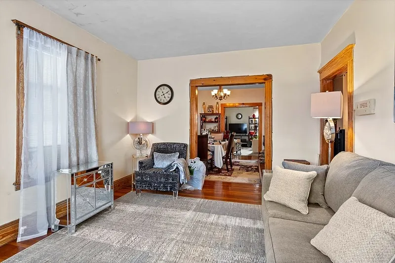 7 Brenton St Photo 16