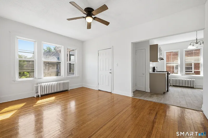 115 Baltimore Street  #2 Photo 3