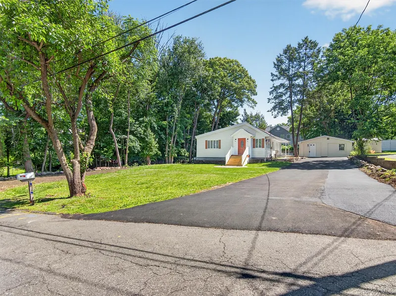 14 Forest Glen Road Photo 4