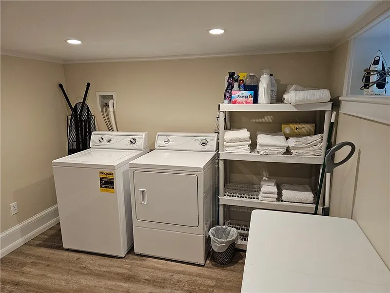 209 Coggeshall Avenue Photo 41