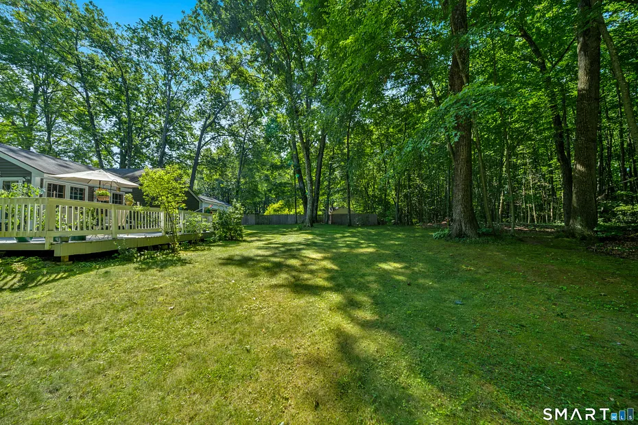 Suffield Single Family Photo 40