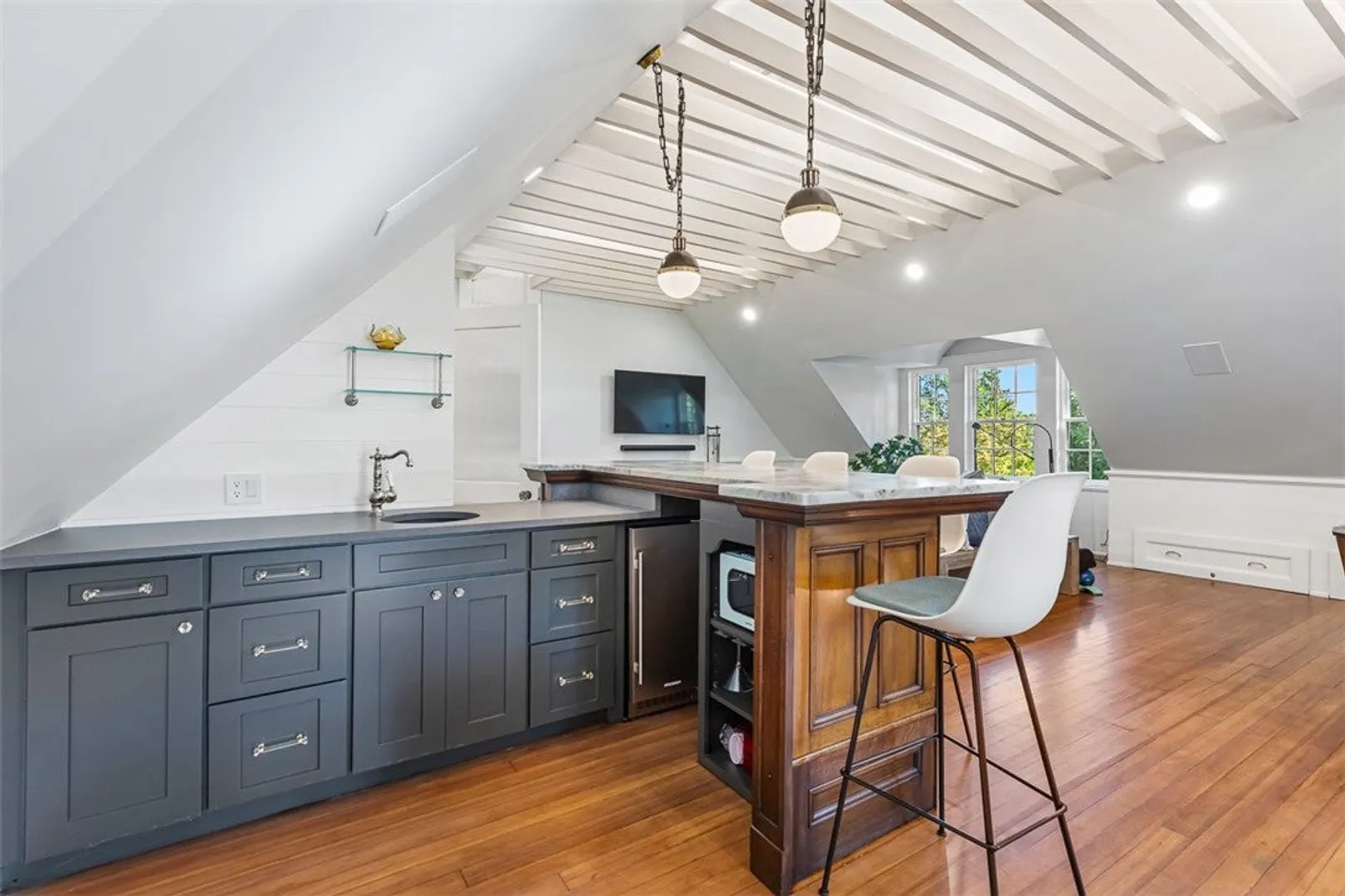 79 Clarendon Avenue Photo 36