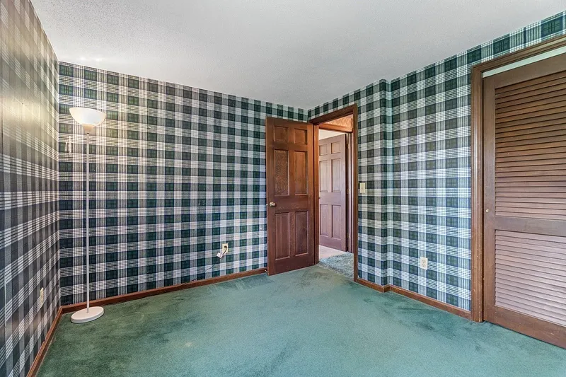 28 Pine Street Photo 20