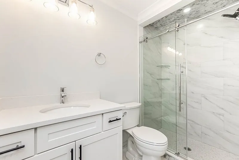 100 Kendall Avenue Photo 18