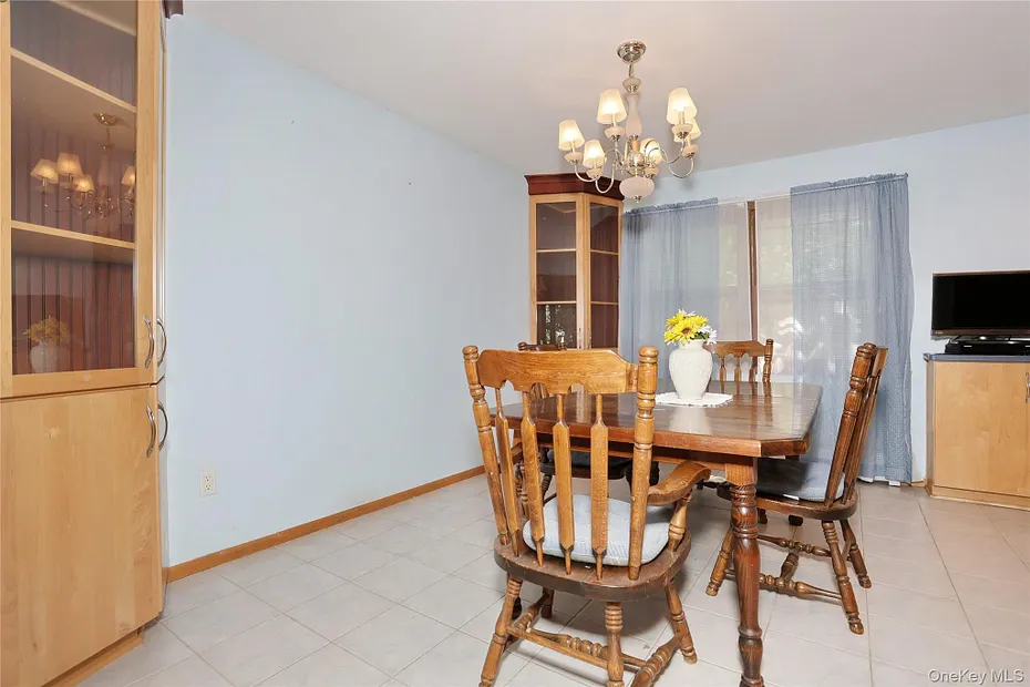 150 Schweizer Lane Photo 8