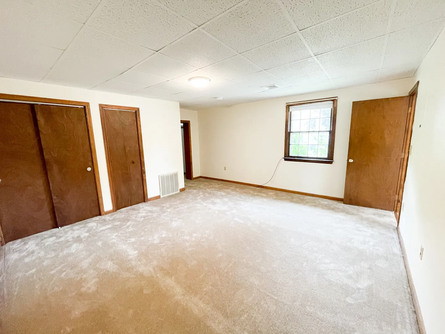 150 South Cherry Street Photo 8