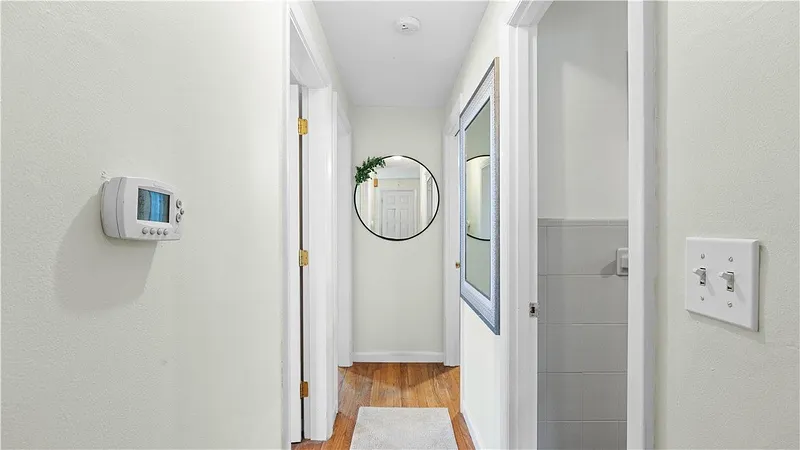 52 Brentwood Avenue Photo 14
