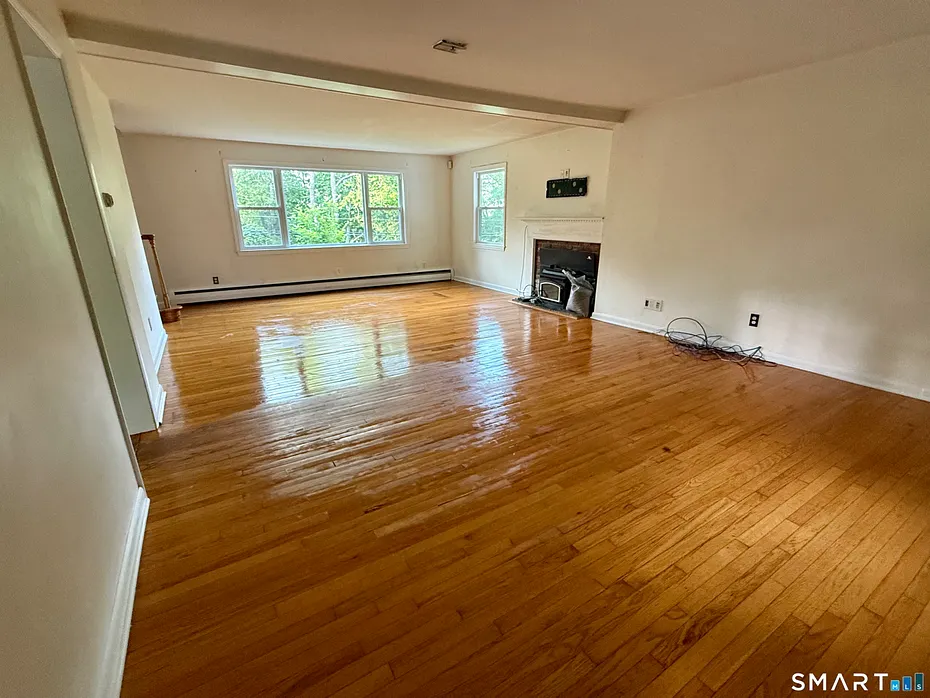 241 Hoop Pole Hill Road Photo 9