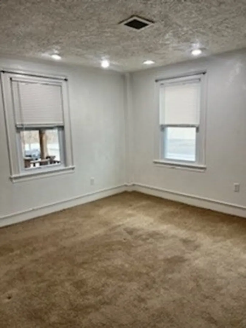 132 Park St  #4 Photo 7