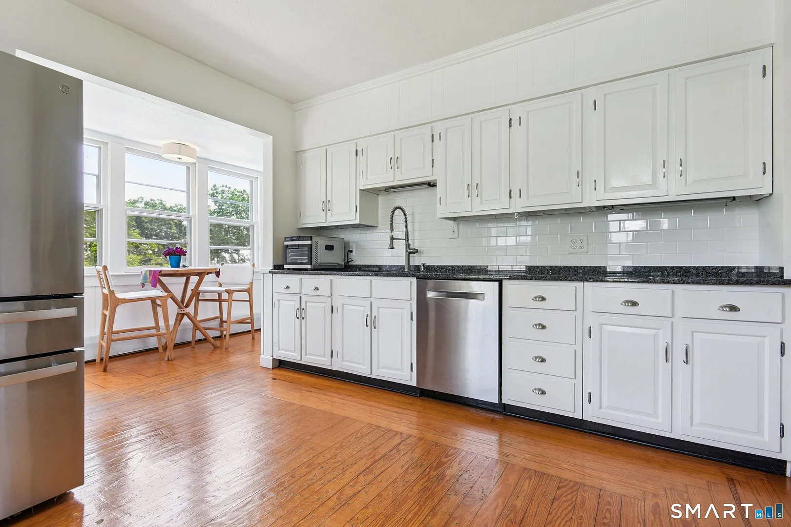 24 Warren Avenue Photo 7