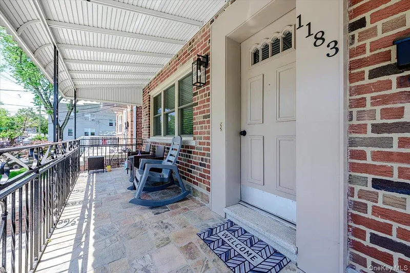 1183 Neill Avenue Photo 3