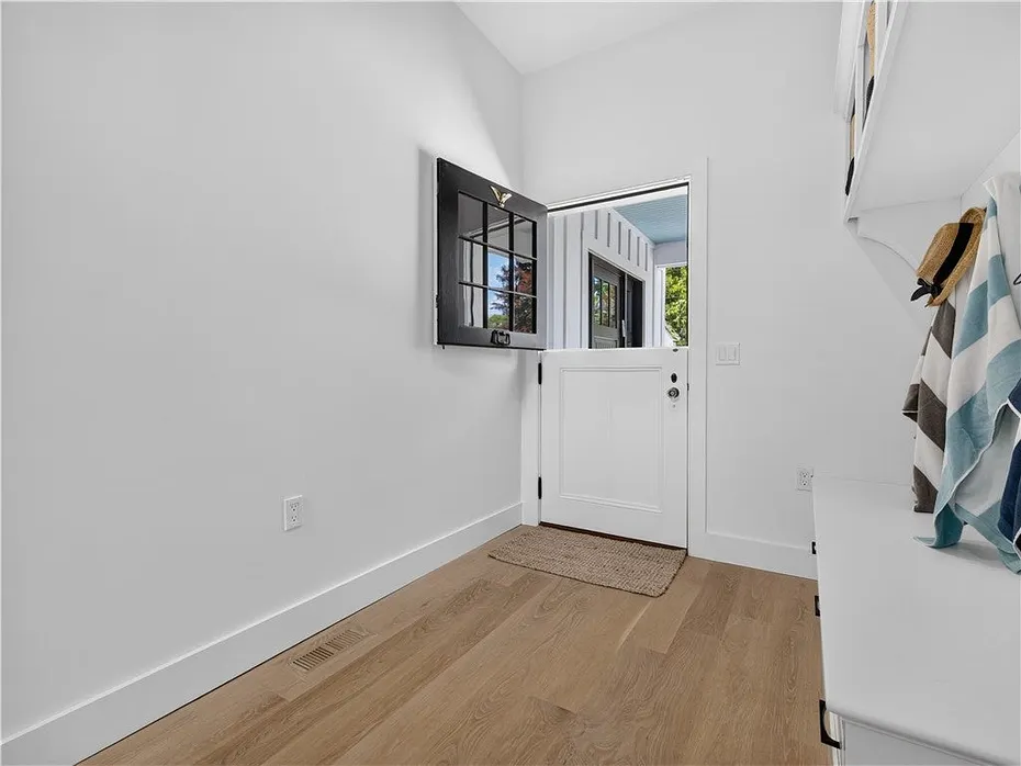 34 Lanphere Road Photo 27