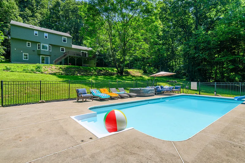 26 Mountain Laurel Lane Photo 51